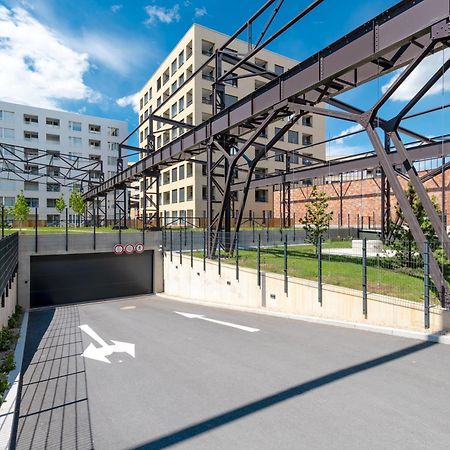 Bright 2Br - 5Th Floor, Balcony, Free Parking By Gravity Prague Leilighet Eksteriør bilde