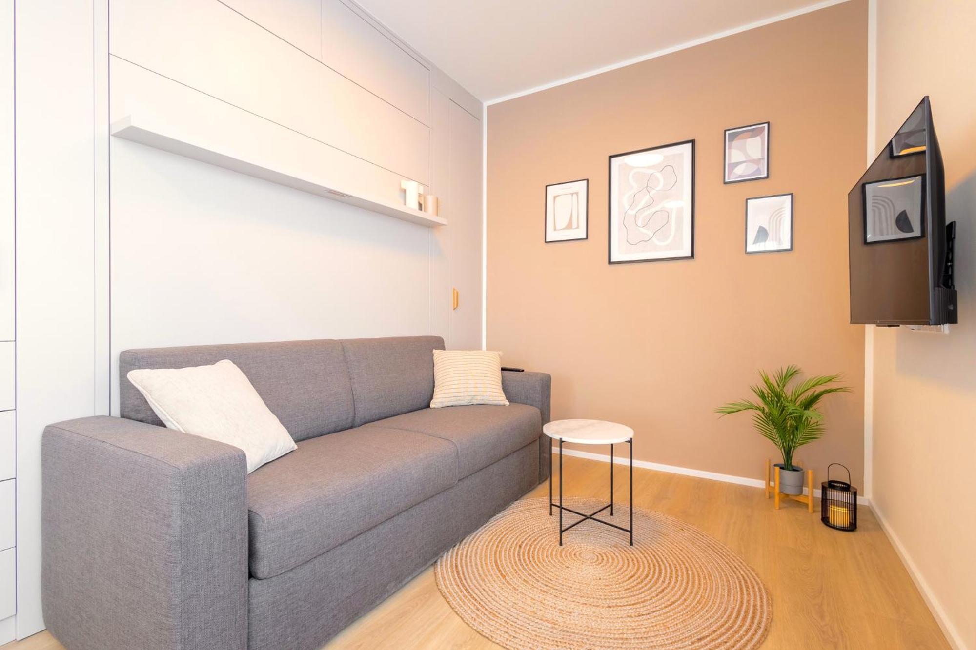 Bright 2Br - 5Th Floor, Balcony, Free Parking By Gravity Prague Leilighet Eksteriør bilde