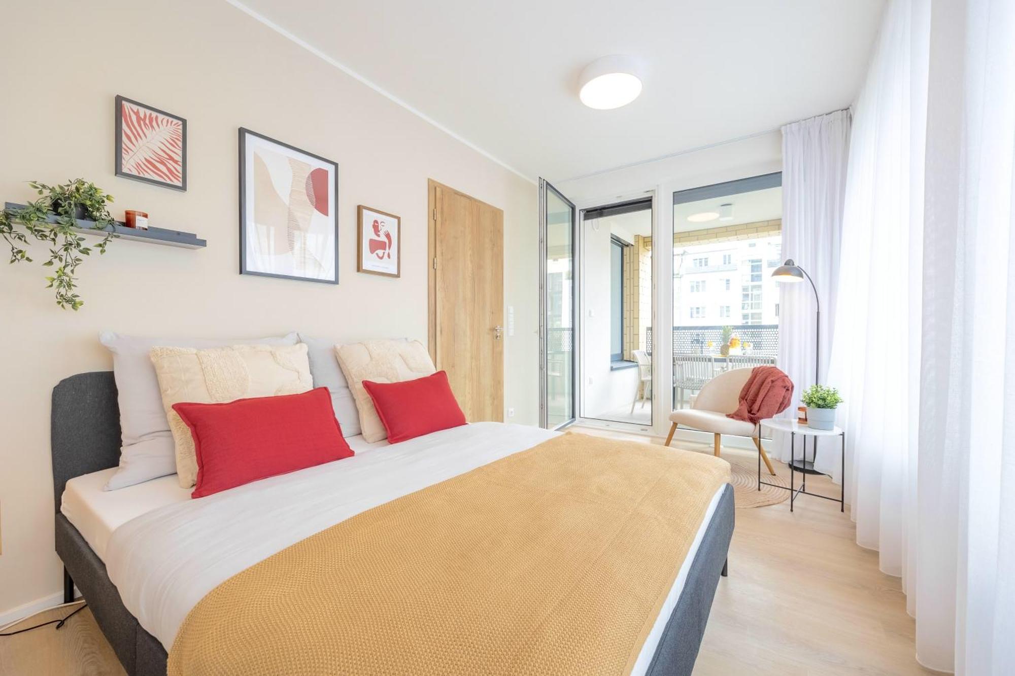 Bright 2Br - 5Th Floor, Balcony, Free Parking By Gravity Prague Leilighet Eksteriør bilde